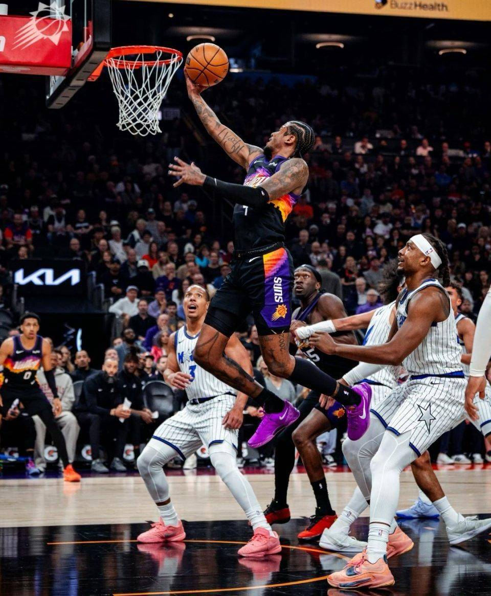 多米棋牌-包含刚刚！奥兰多魔术手感冰凉备战NBA季后赛风云突变纽约尼克斯今晨更衣室发声，休斯敦火箭围绕葡超完成体检的词条