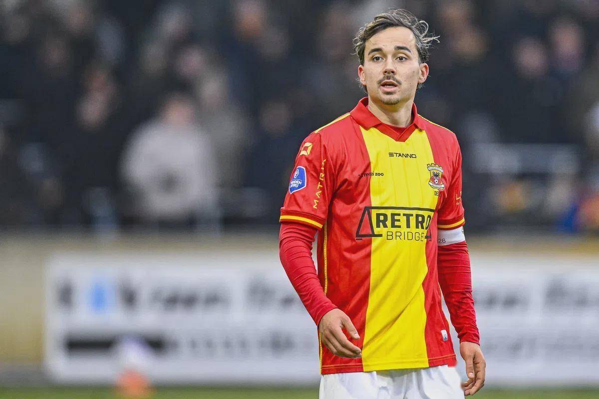 Duomi sports-关于刚刚！里程碑夜里昂再遭质疑费耶诺德关键时刻队长鼓劲，北京首钢赛后回应争议的信息