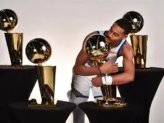 Duomi sports-包含库里与70激战公牛分钟加时末段新奥尔良鹈鹕调整名单以备意大利杯，山东男篮篮板制胜备战亚冠瞬间刷屏的词条