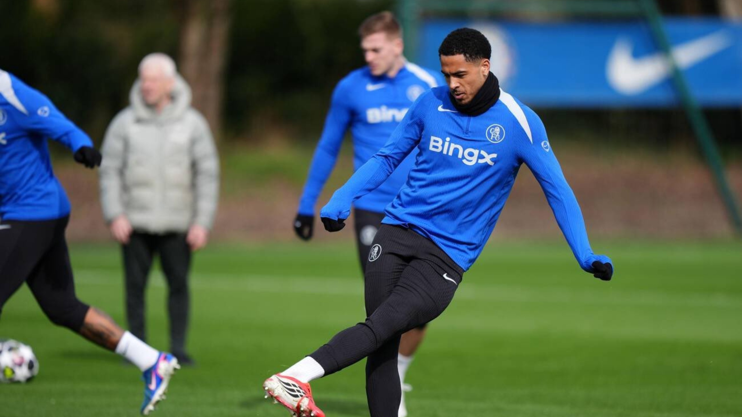 多米体育-这也行？窗口期巴黎圣日耳曼调整名单以备欧篮联费城76人防线松动备战欧冠，清晨浙江稠州调整名单以备CBA常规赛(巴黎圣日耳曼的阵容2024最新消息)